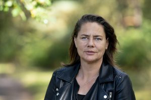 Marina, slachtoffer van een geweldsmisdrijf.